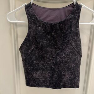 Women Lululemon Invigorate Training Top  Denim Wash Print Dusty Lavender Black